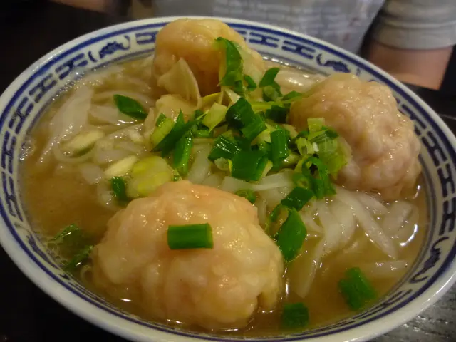 鯪魚球麵