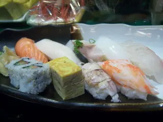 壽司定食