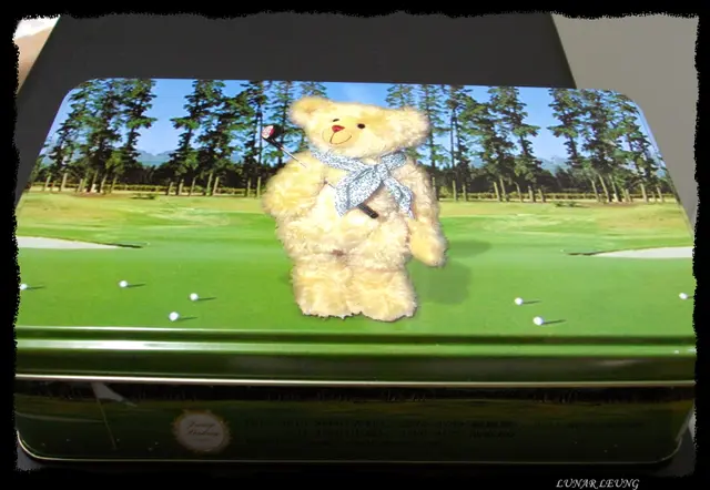 Jenny Bakery---鳳梨卷 (Pineapple Roll)