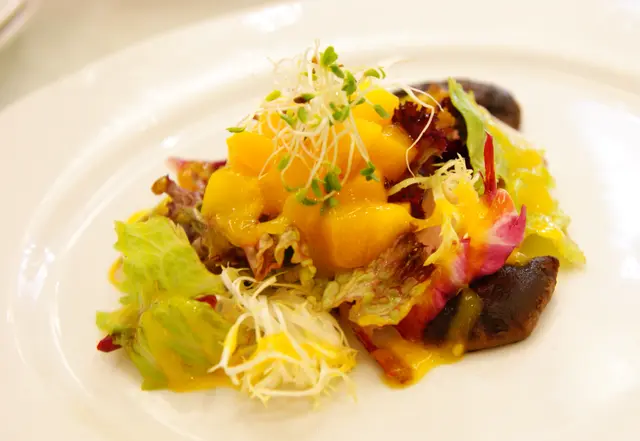 燒鮮菇芒果雜菜沙律