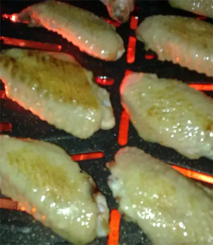 以"鮮"字形容的燒雞翼