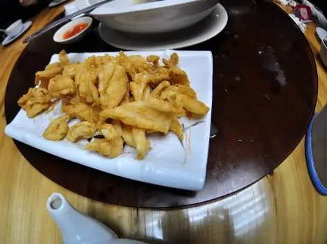 椒鹽鮮魷同出面差唔多,脆~