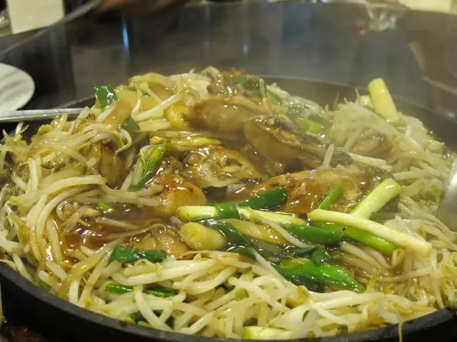 薑蔥生蠔，因為D汁太好味，最後芽菜一條都冇剩..