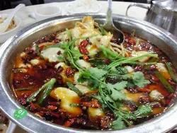 水煮魚。好滑，夠辣夠麻卻不失魚味，必食之選。