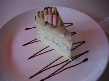 栗子蛋糕 , 卖相好味道不好