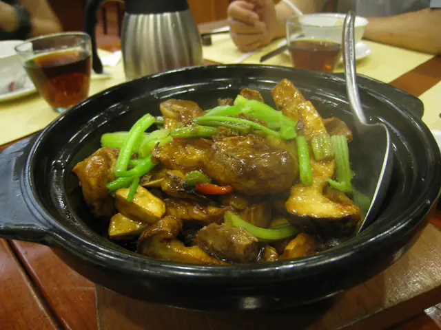 珊瑚醬爆座頭菇