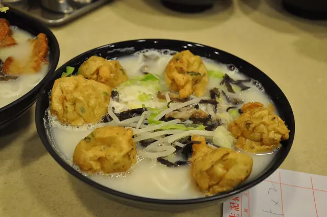 順德魚腐魚湯米線