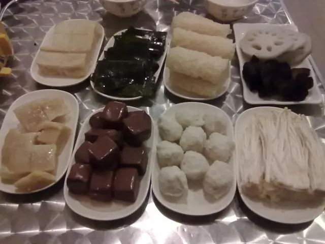 各款配料,可選全碟(10幾-30幾)或單份(8蚊起)可多可少