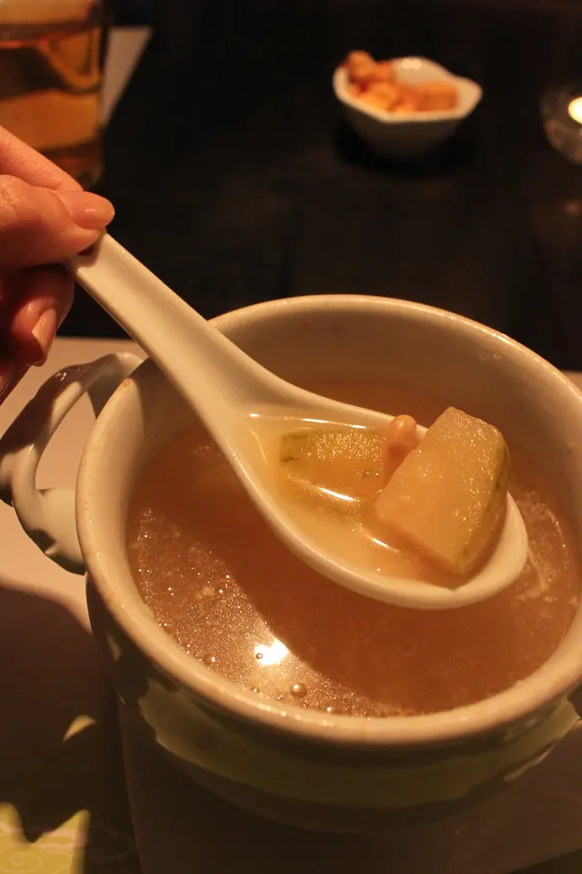 是日老火湯(黃豆煲鱆魚)