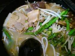 酸辣米线