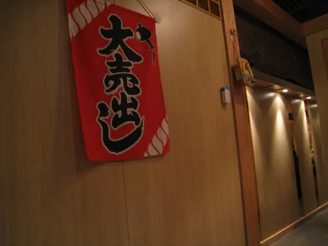 最入既房間, 冇出面大廳咁嘈既~/最近廚房, 上菜很快呢!