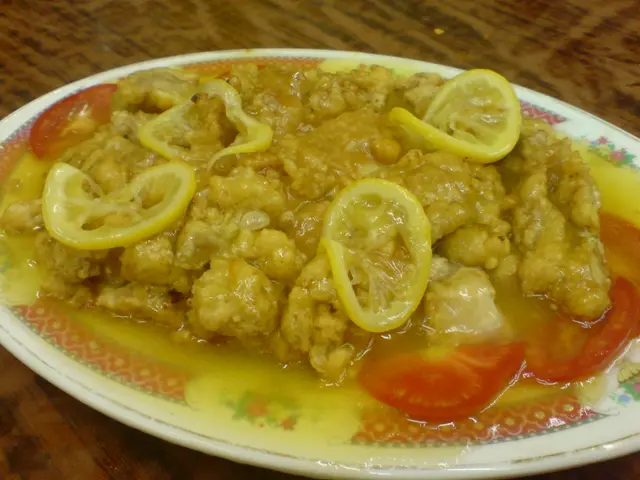好多汁,,但D汁5夠酸,,D雞好脆,,但衰就衰在隻雞5新鮮,!!!!=(