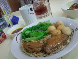 招牌鸳鸯捞面