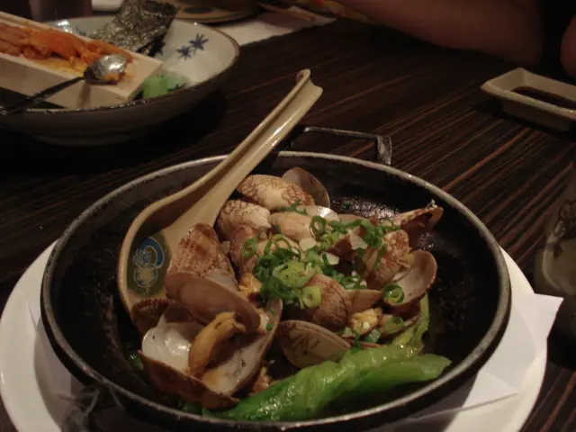 ok啦...牛油炒蜆