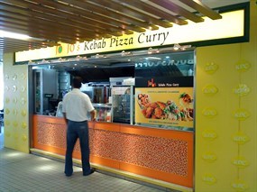 Jo Jo's Kebab Pizza Curry