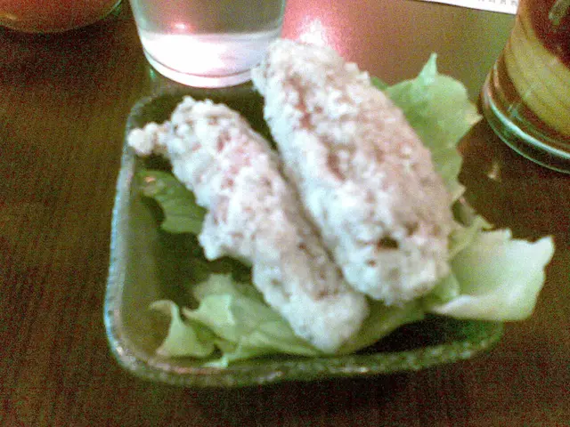 差。蒜香牛油雞翼