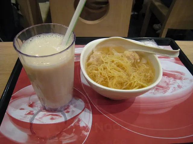 雲吞麵加凍豆漿