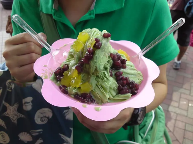 ~好大杯下~連手拎的地方都有冰架~一定多過糖xx~