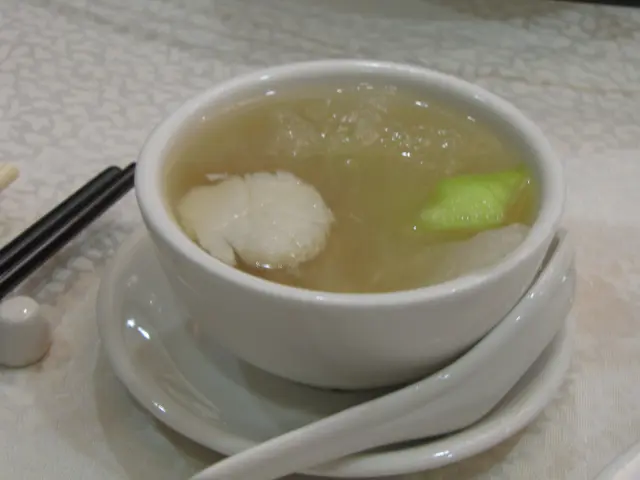 冬瓜盅，清清地，我們個個都讚好呢!