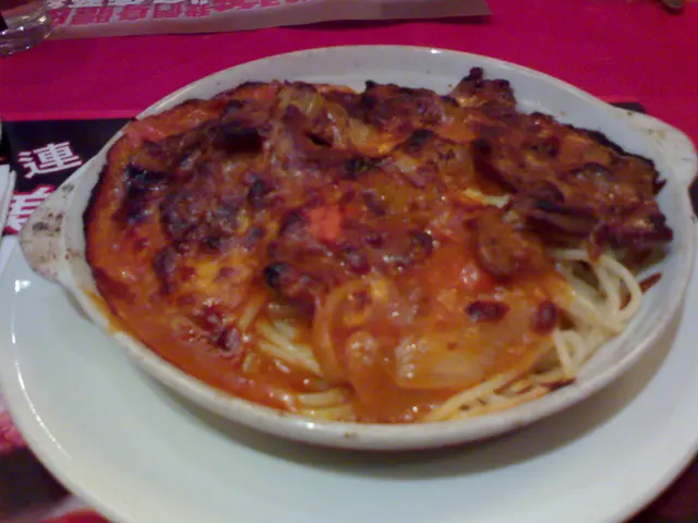 焗焦了的鮮茄牛利意粉