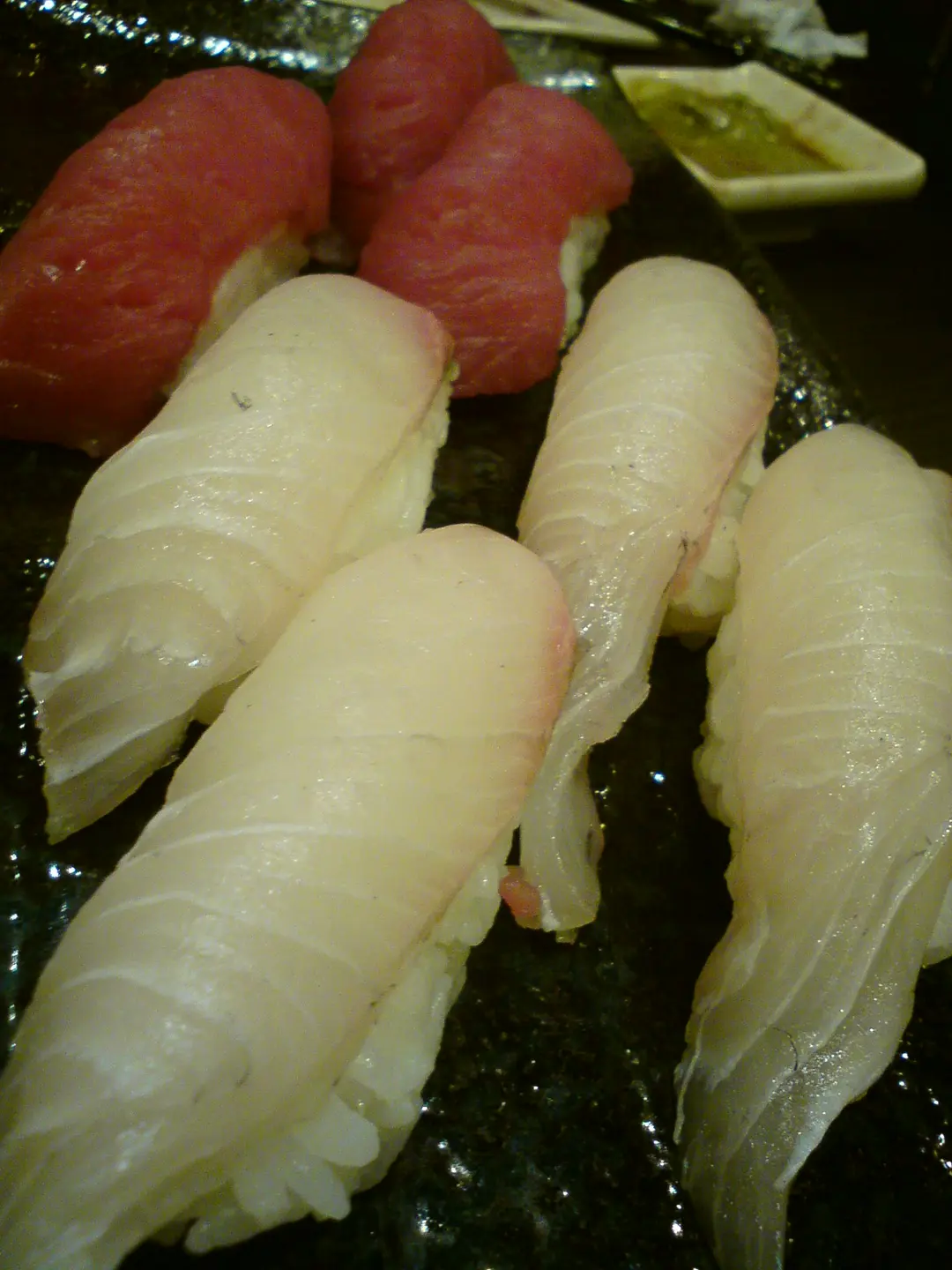 吞拿鱼寿司一般   吞拿鱼寿司一般