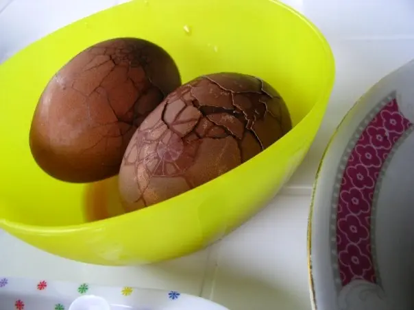 茶葉蛋一般...唔太特別...但係d黃好似比正常大...