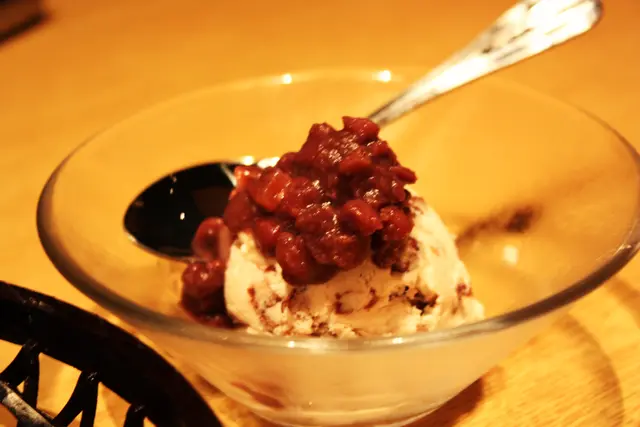 9蚊甜品, 食得過