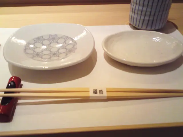 餐具都很認真