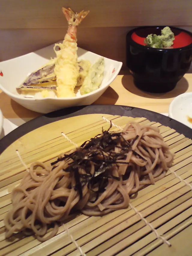 跟餐的天婦羅蕎麥麵