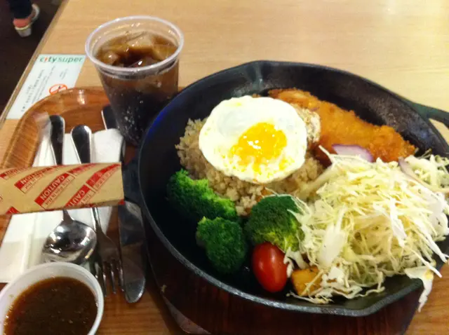 吉列芝心豚配蛋炒飯