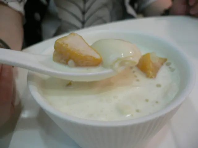杏汁芒果豆腐花