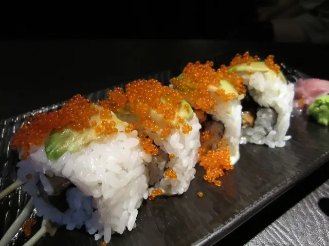 自配創意卷物８件