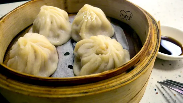 小籠包 ($15)