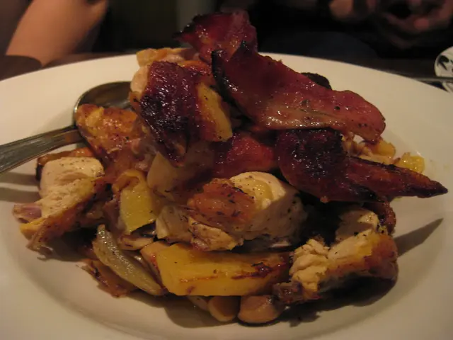 燒雞+索晒雞汁蒜子薯仔