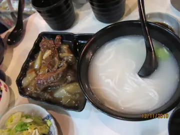 牛筋腩米线