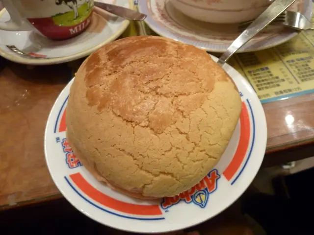 菠蘿包