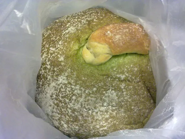 掛住食唔記得影入面d餡= =