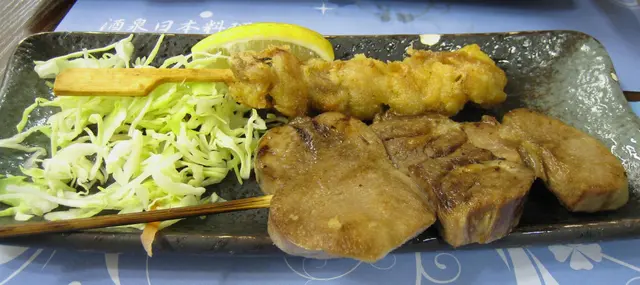 串燒雞軟骨及鹽燒牛舌串