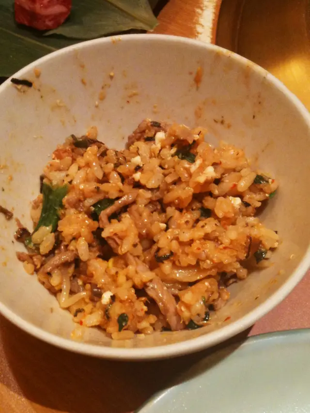 $100  見到個樣都唔想影相，呢張相影既時候已經食左一半，因為真係想俾大家睇下