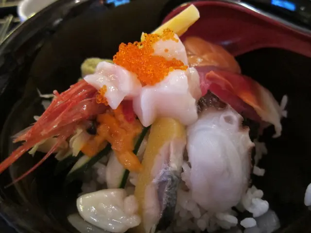 精選雜錦魚生飯