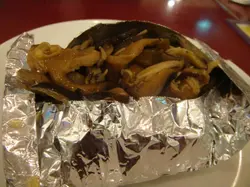 焗牛油杂菌豚肉烧
