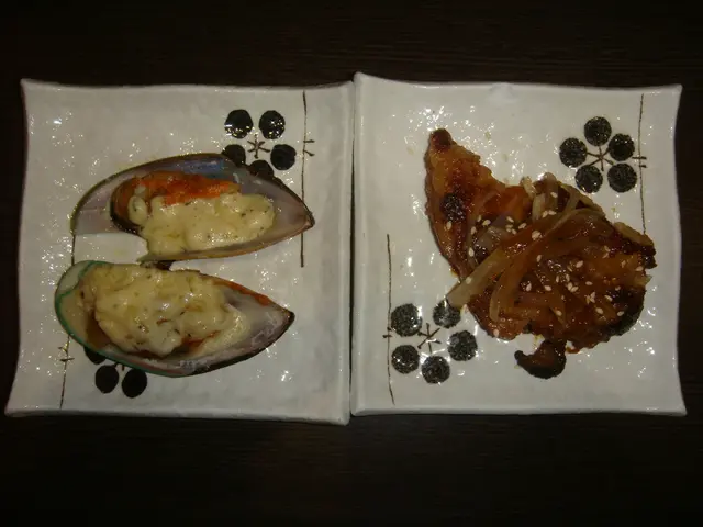 煙肉青口及芝麻雞柳