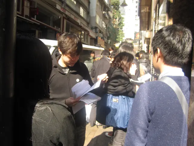 排隊期間亦會先派菜單給顧客選擇心水