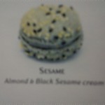 SESAME MACARON