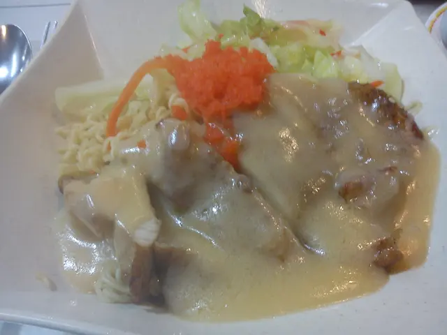 龍蝦汁蟹籽雞扒撈丁