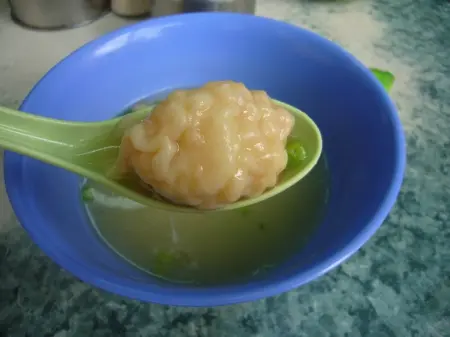 乒乓波咁大粒既雲吞