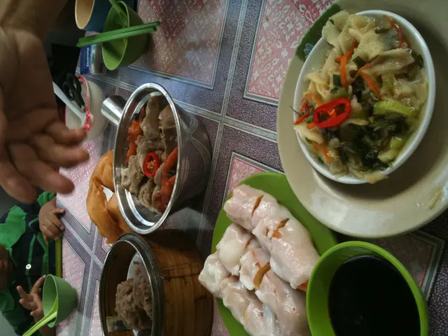 排骨飯,牛栢葉,炸両