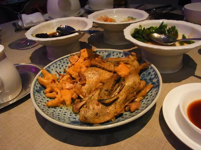 呢個係湯渣, 個湯好好味!! 蟲草水鴨湯~