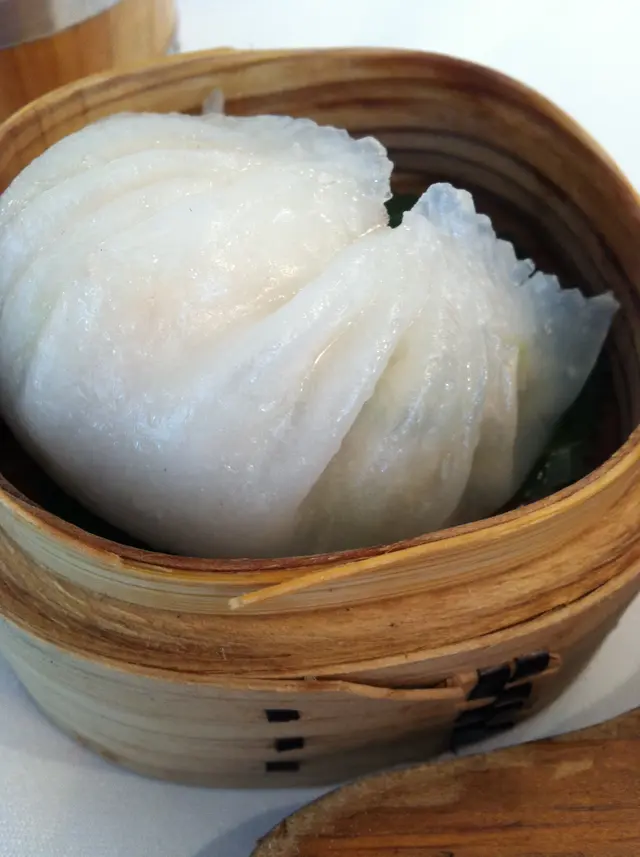 狀元蝦餃,寧捨不同!