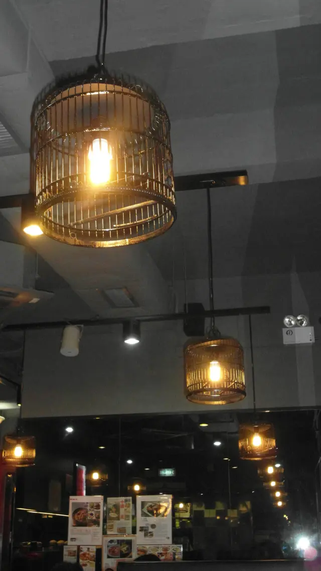 特色雀籠燈